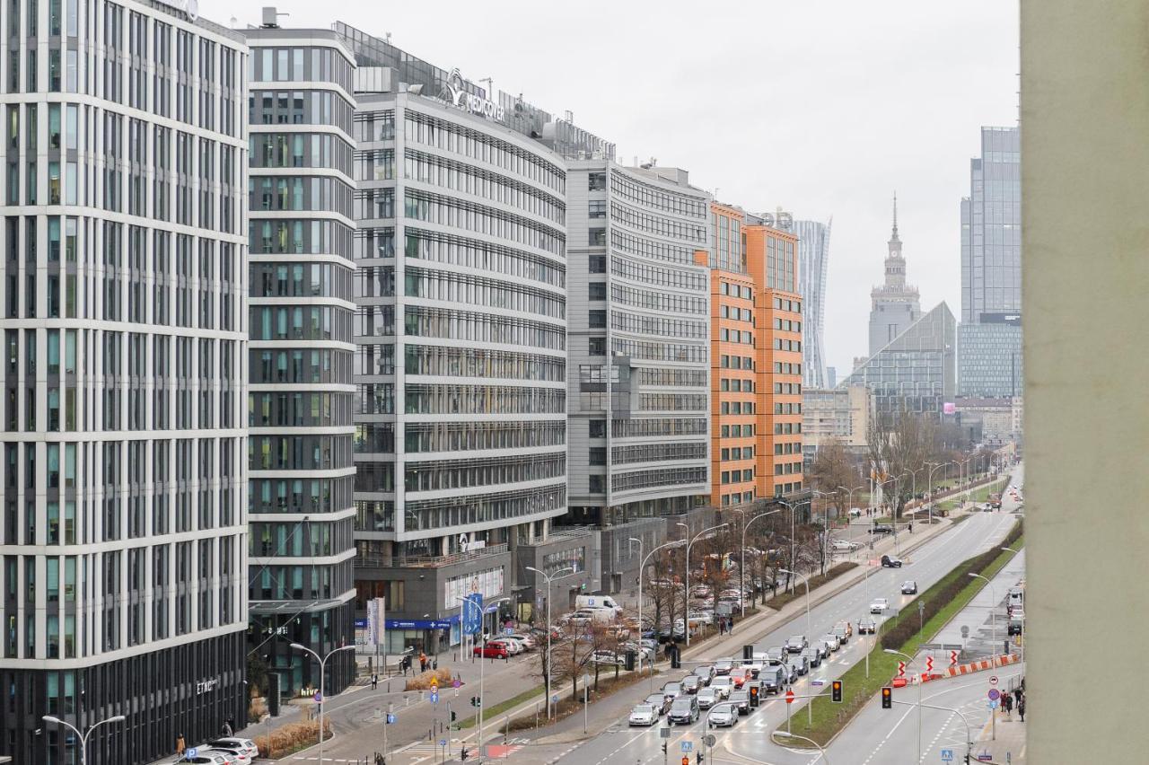 Family Apartment With A Terrace On Aleje Jerozolimskie Warsawa Bagian luar foto