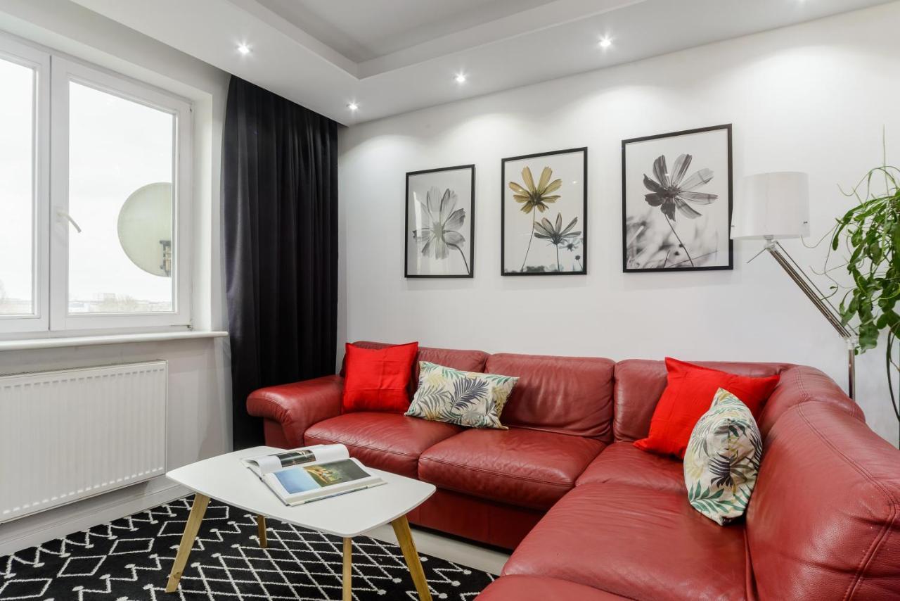 Family Apartment With A Terrace On Aleje Jerozolimskie Warsawa Bagian luar foto